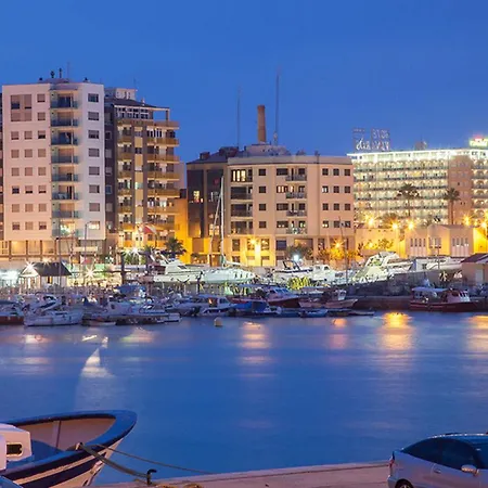 Estudios Rh Lejlighed *